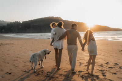 230419_DRTT_045 family pictures, copenhagen photographer, family photography, familie, family, beach photosession